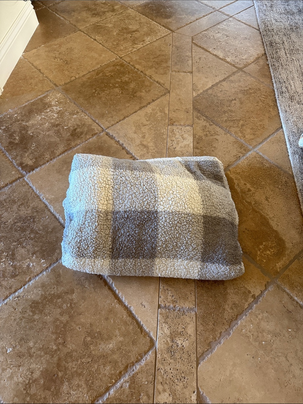 Pendleton Gray and Cream Sherpa Throw Blanket